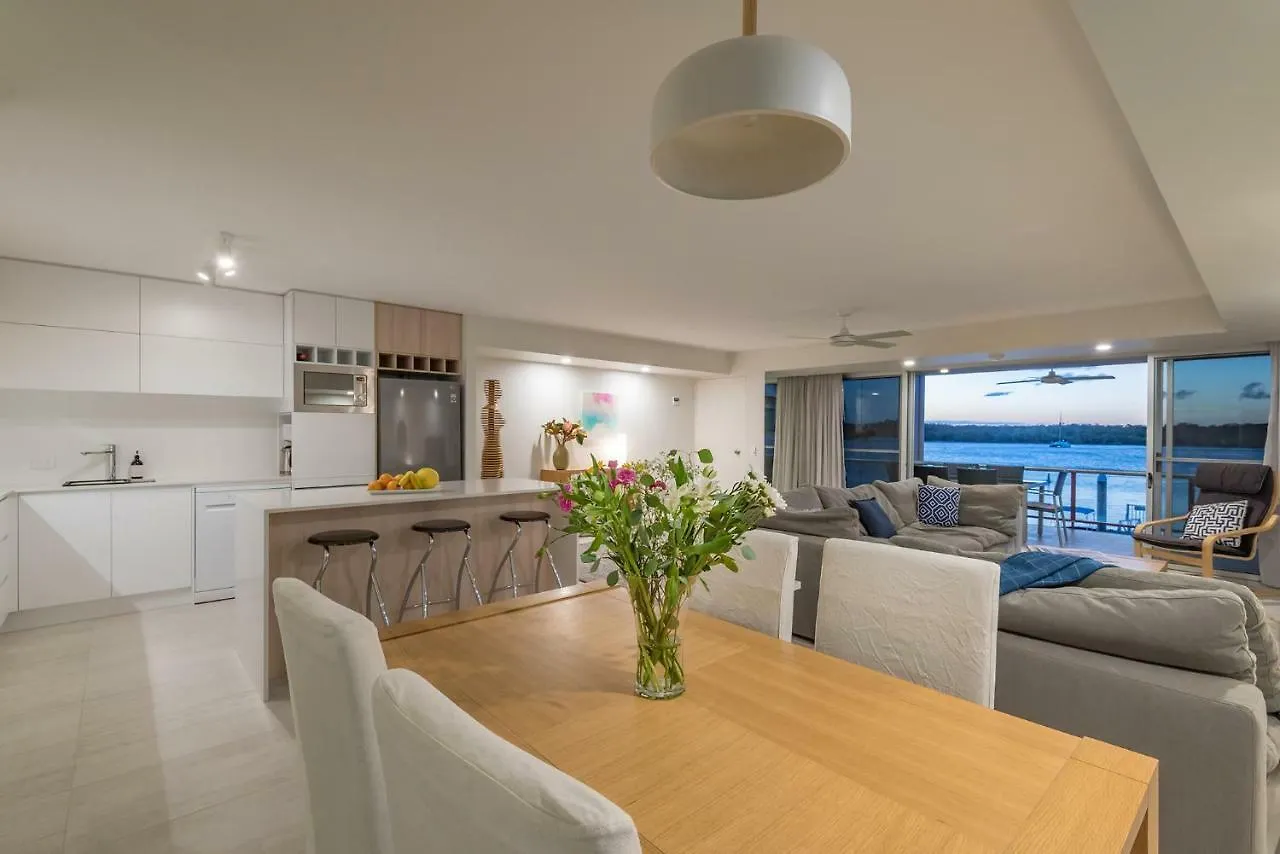 Anchorage - Riverfront Luxury On Gympie Terrace Noosaville 0*,